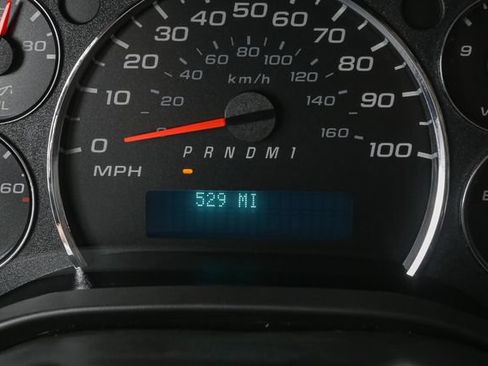Used 2025 Chevrolet Express 2500 w/ Driver Convenience Package RWD image 25