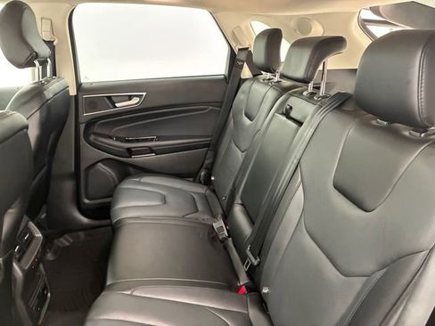 Used 2018 Ford Edge Titanium w/ Equipment Group 302A image 18