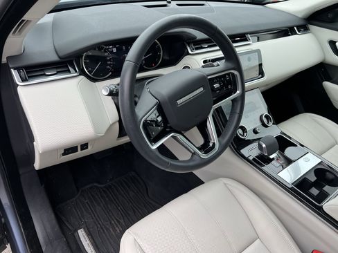 Used 2023 Land Rover Range Rover Velar S image 12