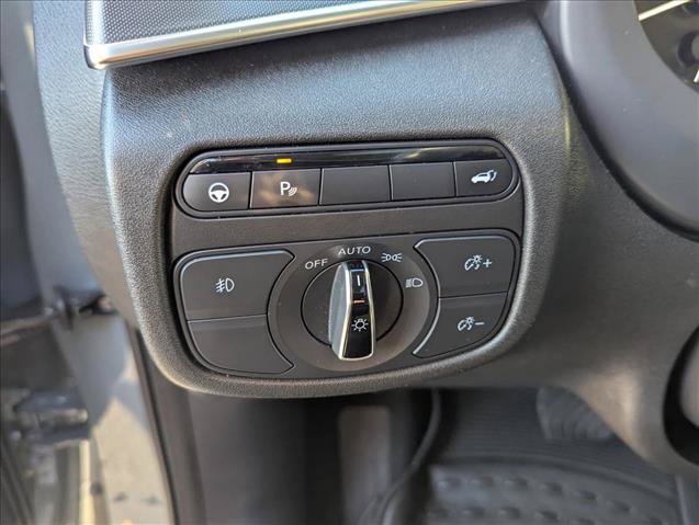 Used 2022 INFINITI QX50 Luxe FWD image 11