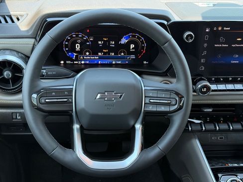 New 2026 Chevrolet Colorado ZR2 w/ Technology Package AWD/4WD image 14