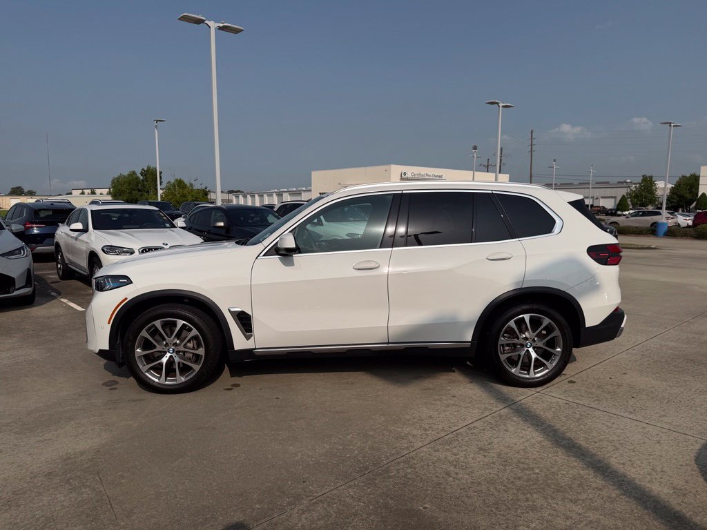 Certified 2024 BMW X5 xDrive40i w/ Premium Package AWD/4WD image 10