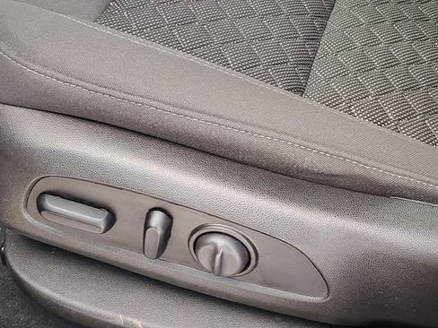 Used 2021 Chevrolet Blazer LT image 6