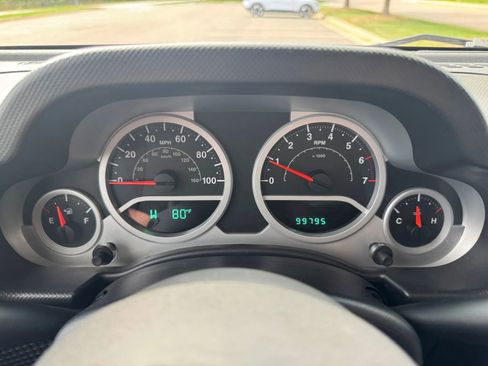 Used 2010 Jeep Wrangler Unlimited Sport image 22