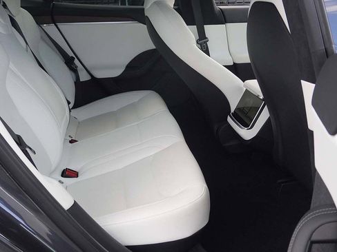 Used 2023 Tesla Model S AWD/4WD image 36