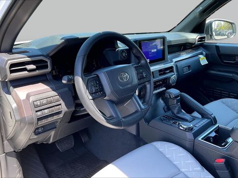 New 2026 Toyota Tacoma SR5 AWD/4WD image 8