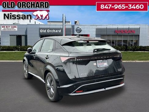 Used 2023 Nissan Ariya AWD image 8