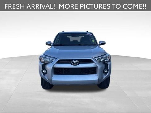 Used 2022 Toyota 4Runner SR5 image 2