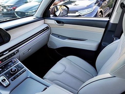 Certified 2024 Hyundai Palisade Limited image 26