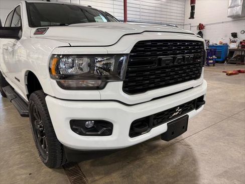 Certified 2024 RAM 2500 Big Horn w/ Night Edition AWD/4WD image 2