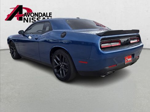 Used 2022 Dodge Challenger R/T w/ Driver Convenience Group image 4