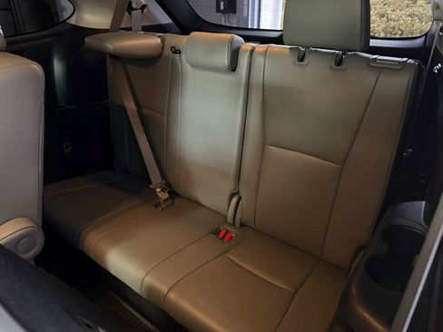 Used 2021 Toyota Highlander Limited AWD/4WD image 20