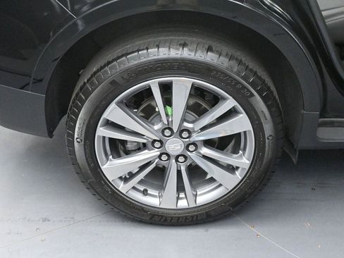 Certified 2025 Cadillac XT5 Premium Luxury FWD image 39