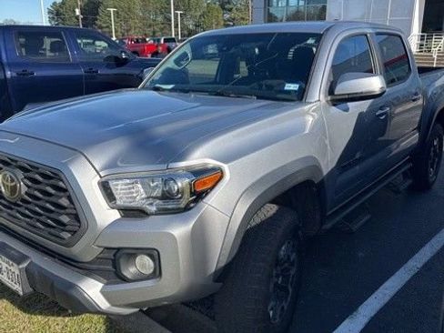 Used 2020 Toyota Tacoma TRD Off-Road image 9