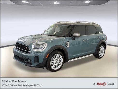 Used 2024 MINI Cooper Countryman S w/ Signature Upholstery Package FWD image 1