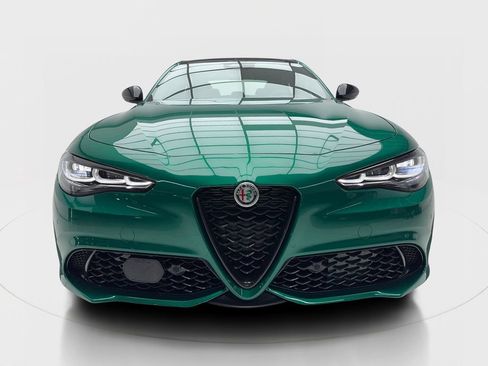 New 2026 Alfa Romeo Giulia w/ Driving Assist Package RWD image 5