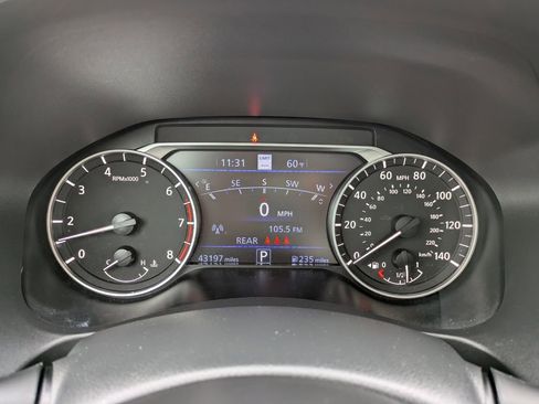 Used 2024 Nissan Altima 2.5 SV w/ SV Premium Package image 18