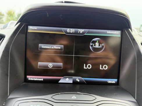 Used 2015 Ford Escape SE w/ Equipment Group 201A image 19