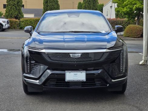 New 2026 Cadillac Optiq Luxury 2 AWD/4WD image 12