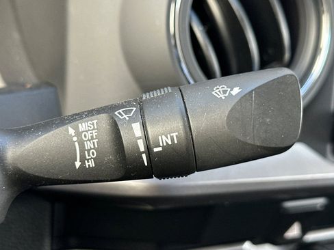 Used 2022 Toyota Tacoma SR5 image 37