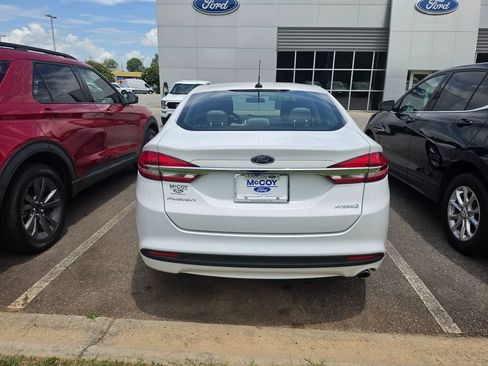 Certified 2018 Ford Fusion S FWD image 3