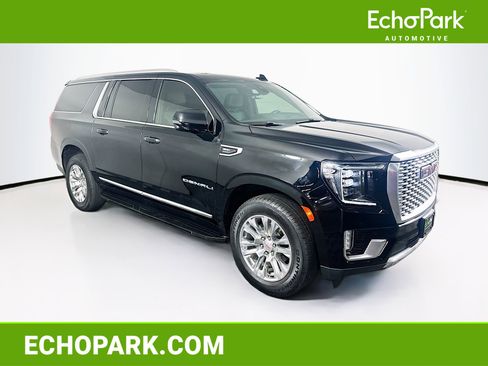 Used 2021 GMC Yukon XL Denali w/ Advanced Technology Package image 1
