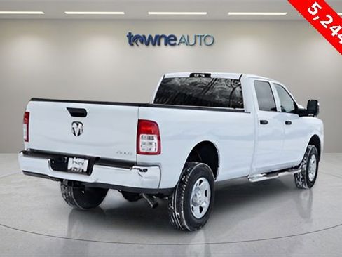 Used 2024 RAM 2500 Tradesman w/ Chrome Appearance Group image 5