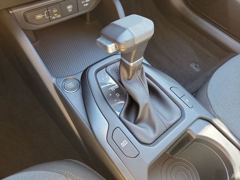 New 2026 Kia K4 FWD image 34