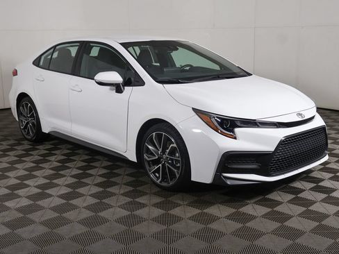 Used 2022 Toyota Corolla SE FWD image 41