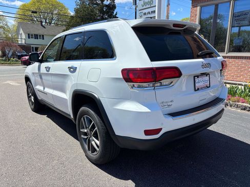 Used 2022 Jeep Grand Cherokee Limited AWD/4WD image 4