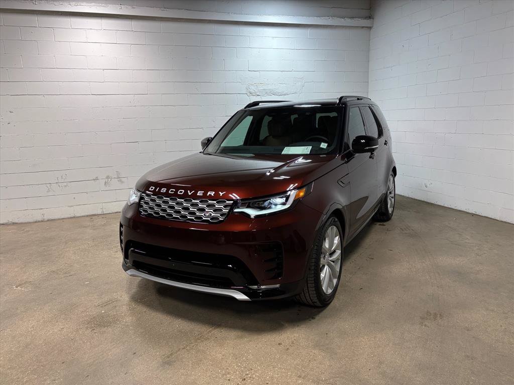 New 2026 Land Rover Discovery Limited Edition AWD/4WD image 2