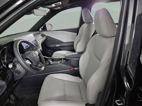 Certified 2026 Lexus TX 350 AWD w/ Technology Package image 12