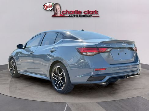 Used 2024 Nissan Sentra SR FWD image 4