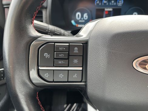 Used 2022 Ford Expedition Max Limited image 16