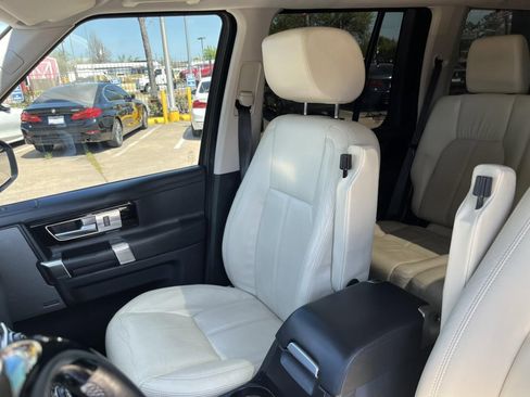 Used 2015 Land Rover LR4 HSE LUX AWD/4WD image 15
