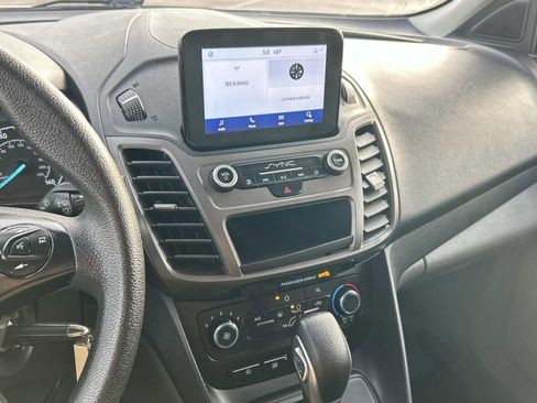 Used 2022 Ford Transit Connect XL image 24