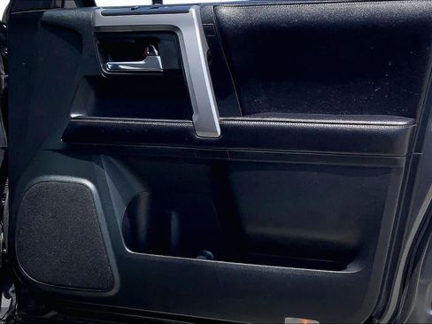 Used 2016 Toyota 4Runner SR5 RWD image 22