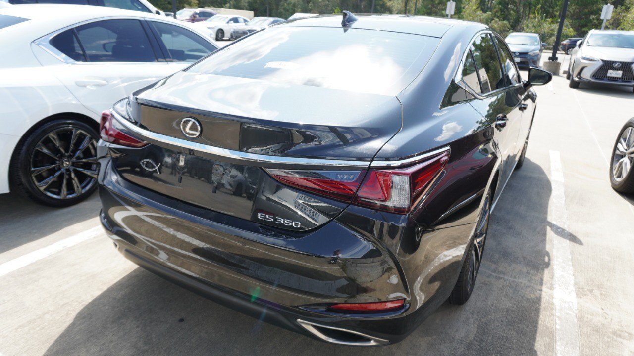 Used 2024 Lexus ES 350 w/ Premium Package FWD image 4