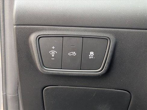 Used 2022 Hyundai Santa Cruz Limited image 10