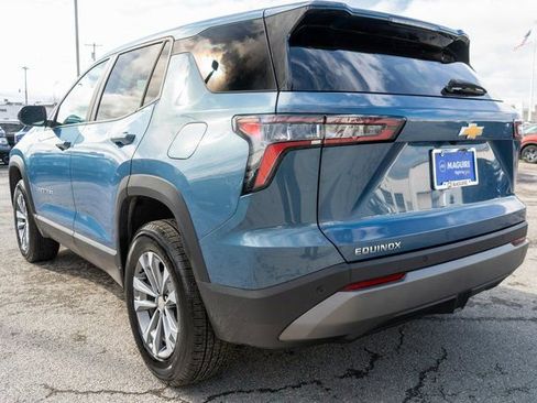Used 2025 Chevrolet Equinox LT image 8