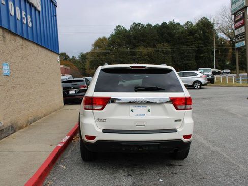 Used 2012 Jeep Grand Cherokee Laredo w/ Laredo E Group image 5