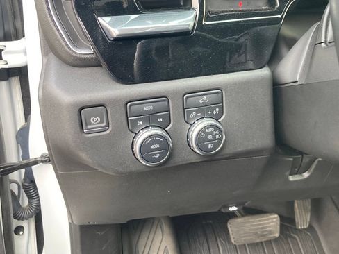 Used 2023 GMC Sierra 1500 Elevation AWD/4WD image 14