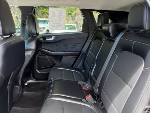 Certified 2025 Ford Escape Platinum AWD/4WD image 5