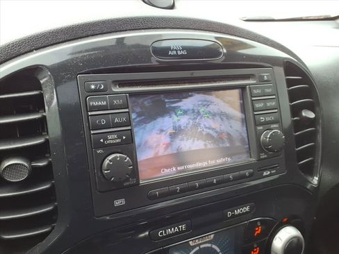 Used 2013 Nissan Juke SL w/ Midnight Edition image 17