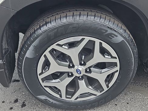 Certified 2023 Subaru Forester Premium AWD/4WD image 27