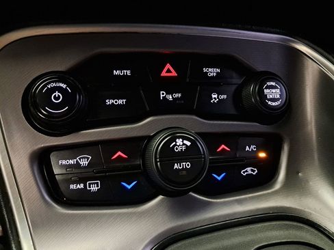 Used 2020 Dodge Challenger R/T image 20