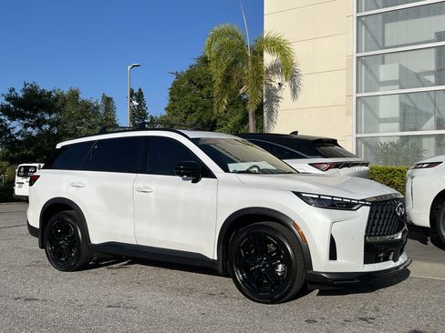 Certified 2026 INFINITI QX60 Sport w/ Dark Cargo Package AWD/4WD image 13
