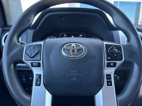 Used 2018 Toyota Tundra SR5 w/ SR5 Upgrade Package AWD/4WD image 22