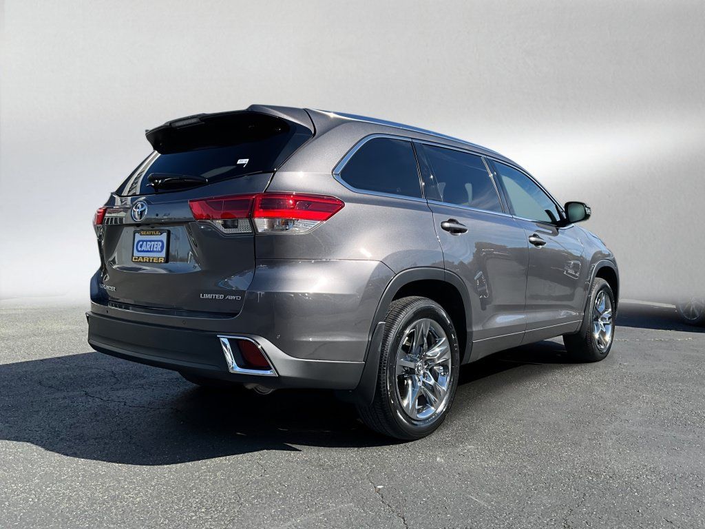 Used 2019 Toyota Highlander Limited Platinum AWD/4WD image 7