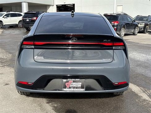 Used 2023 Toyota Prius XLE image 4